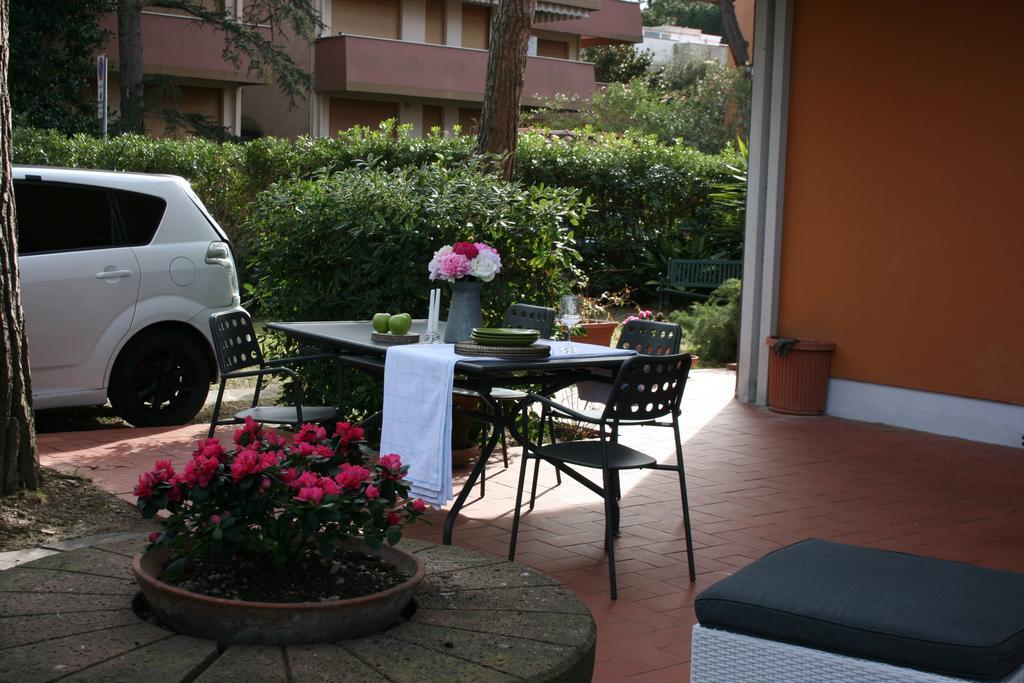 Splash House Tirrenia Exterior photo